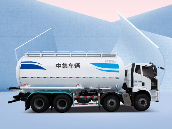中集車輛粉罐家族實力登場，揭秘粉粒物料運輸車的"高效可靠"之道！