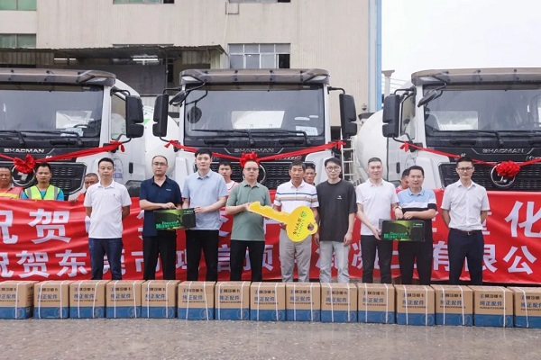【發車新聞】陜汽&凌宇攪拌車交付客戶！